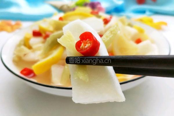 柠檬泡椒萝卜的做法图解1