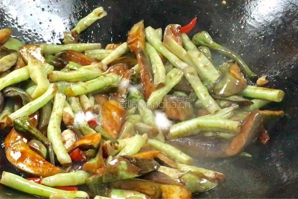 茄子焖豆角的做法图解11