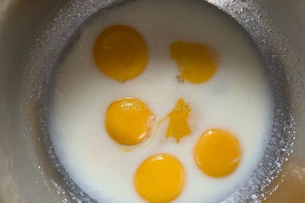 电饭煲蛋糕的做法图解4