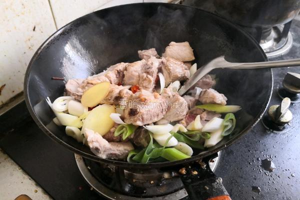 土豆炖排骨的做法图解5