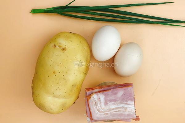 减肥早餐 | 培根土豆蛋的做法图解1