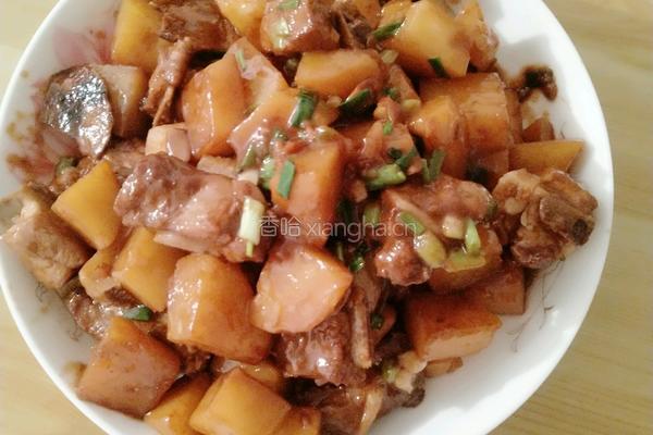 土豆烧排骨