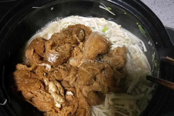 金针菇竹荪汤的做法图解13