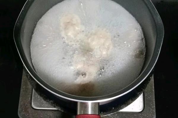 双米莲子排骨粥 (宝宝辅食）的做法图解4
