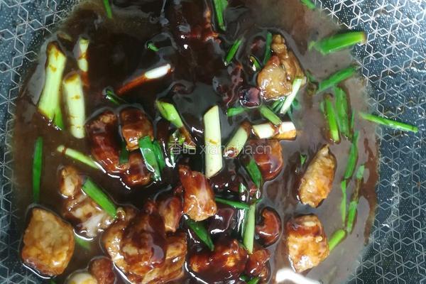 炸酱面的肉丁酱的做法图解3