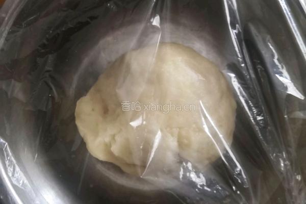 蛋黄酥的做法图解2