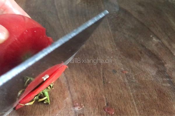 番茄黄瓜汁的做法图解4