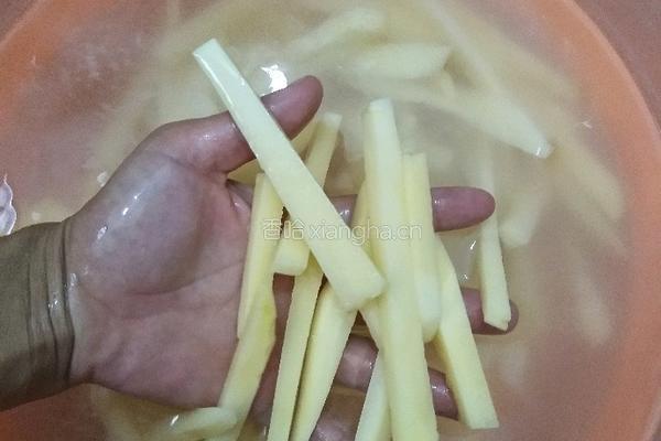自制薯条的做法图解2