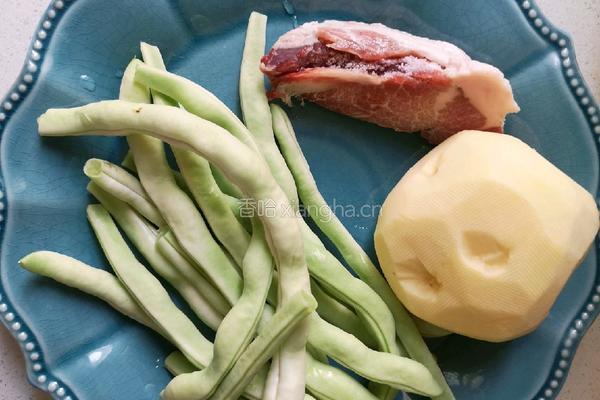 家常土豆丝炒豆角的做法图解1