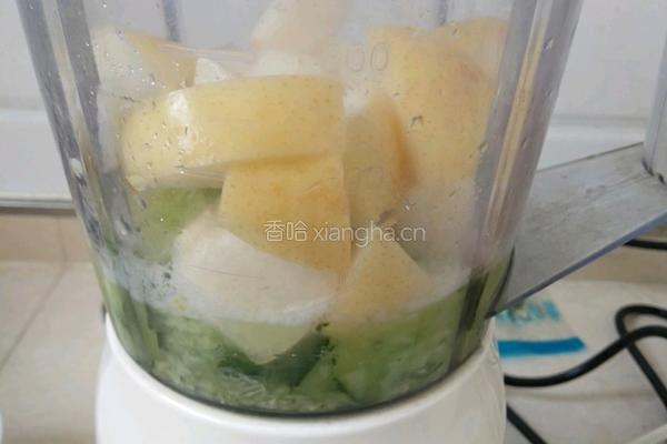 黄瓜雪梨汁的做法图解6