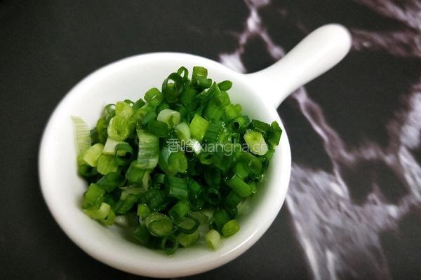 海蜇丝拌一拌的做法图解4