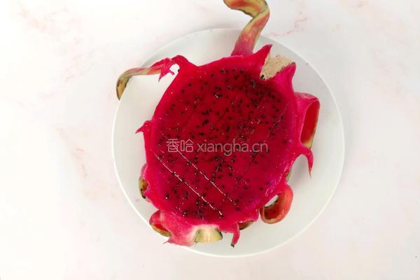 火龙果奶昔的做法图解2