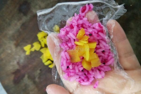 火龙果饭团的做法图解10