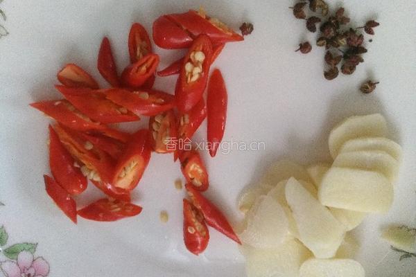 清炒土豆片的做法图解2