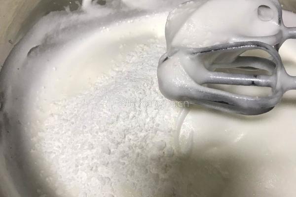 戚风蛋糕的做法图解10