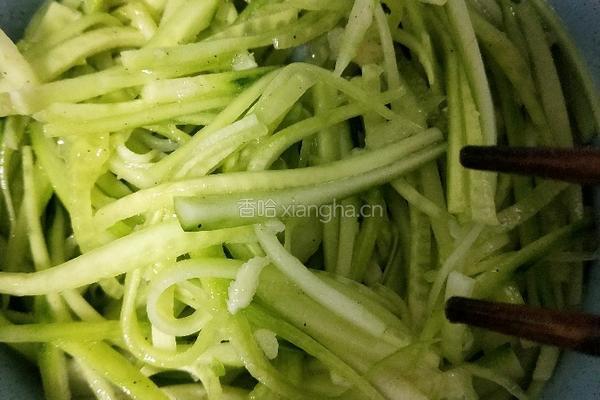 爽口黄瓜的做法图解15