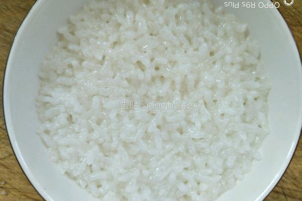 芝麻海苔蔬菜小饭团的做法图解3