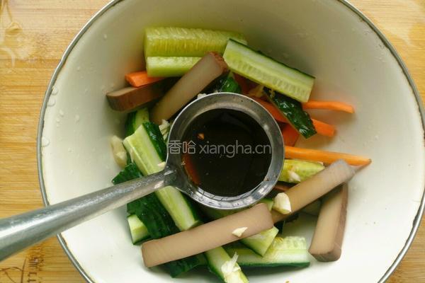 黄瓜拌豆干的做法图解5