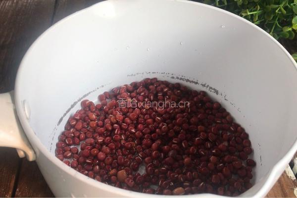 红豆西米露的做法图解2