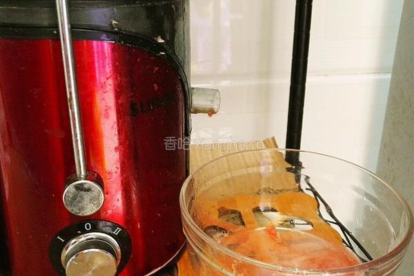 花形西瓜馒头的做法图解3