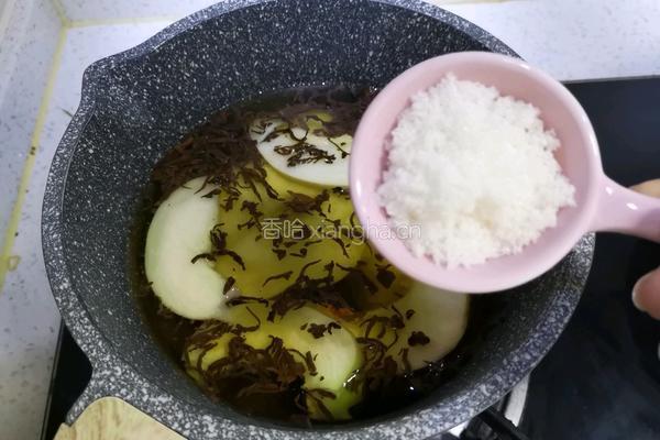 蜜桃红茶奶冻的做法图解3