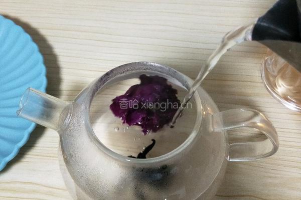 洛神花玫瑰茶凉粉的做法图解2