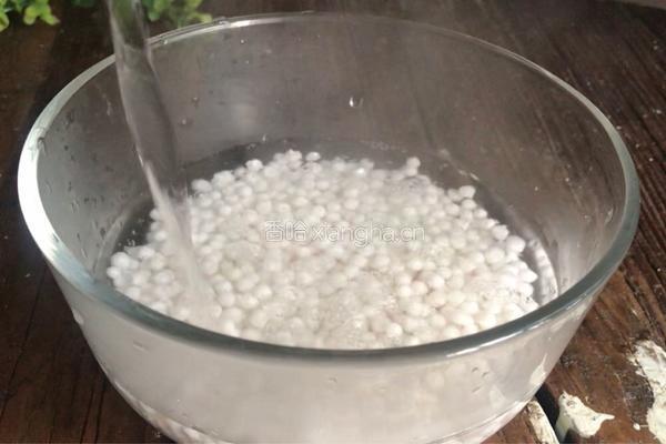 雪梨西米露的做法图解3