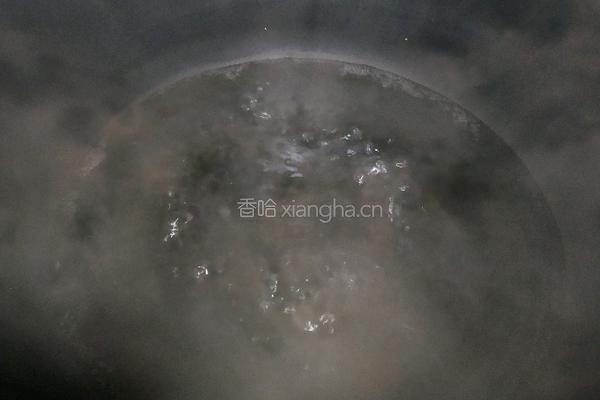 凉拌黄花菜的做法图解3