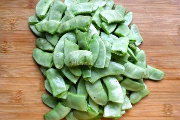 辣炒白扁豆的做法图解3