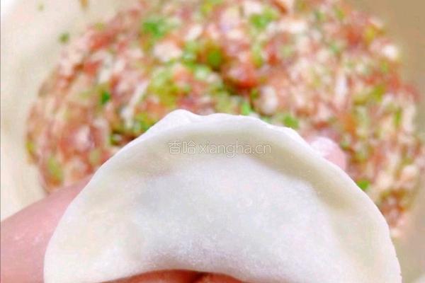 芹菜猪肉馅儿饺子的做法图解6