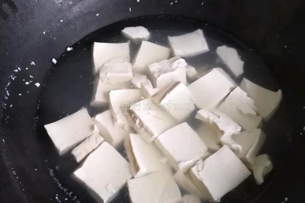 鲫鱼豆腐汤的做法图解7