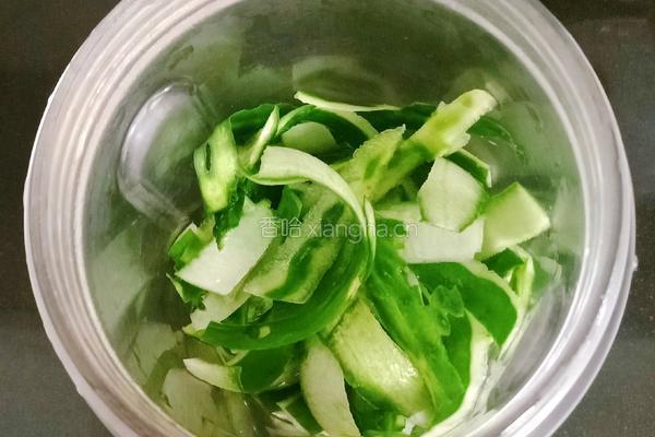 黄瓜鸡蛋卷饼的做法图解7