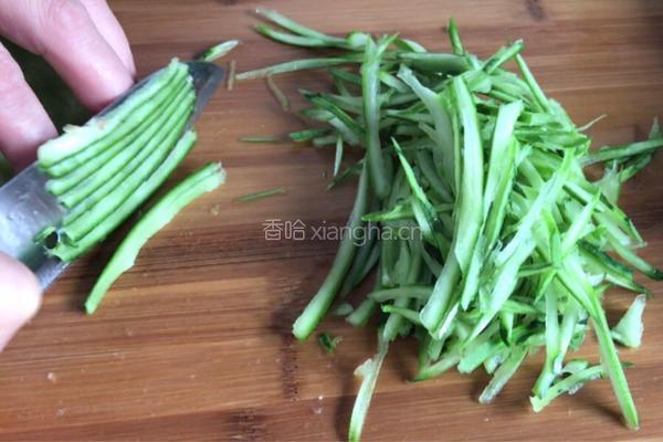 桂花蜜西瓜皮的做法图解3