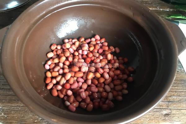 玉米红豆汤的做法图解2