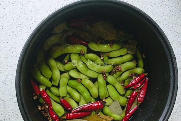 煮毛豆的做法图解3