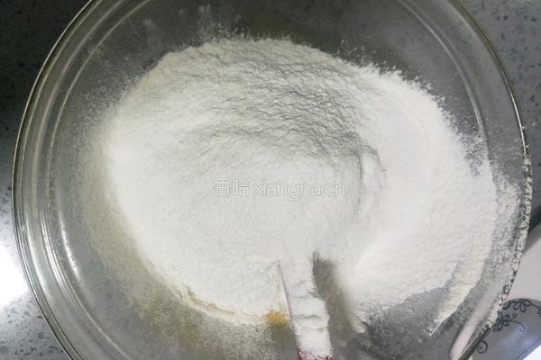酸奶坚果松饼的做法图解4