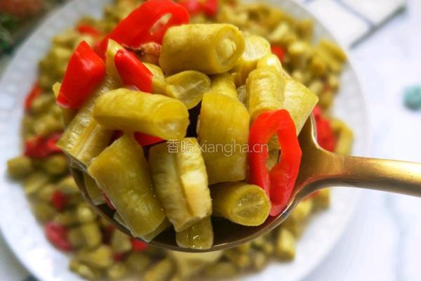 自制酸豆角的做法图解1