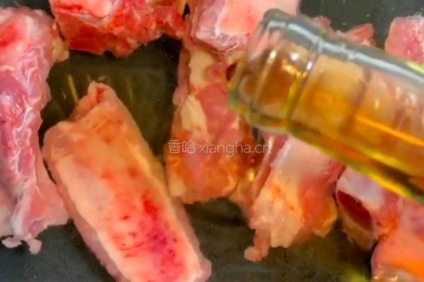 糖醋排骨的做法图解3