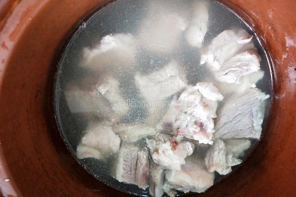 海带排骨汤的做法图解4