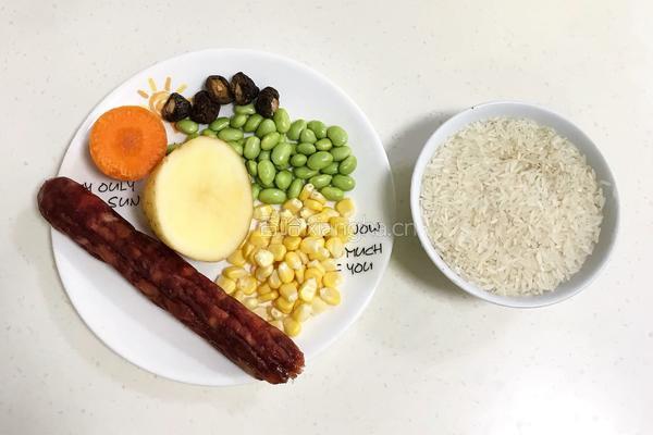 腊肠土豆脱糖饭的做法图解1