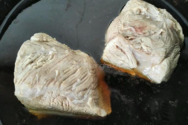 卤牛肉的做法图解4