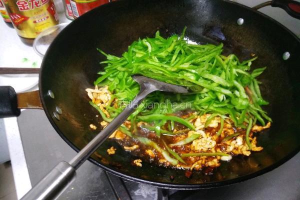 鸡肉丝炒青椒的做法图解7
