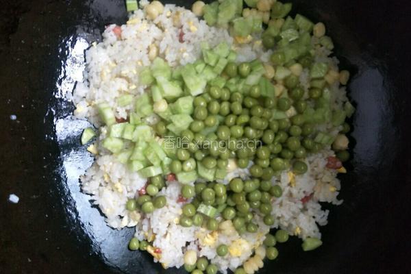 萌小鹿蛋炒饭的做法图解6