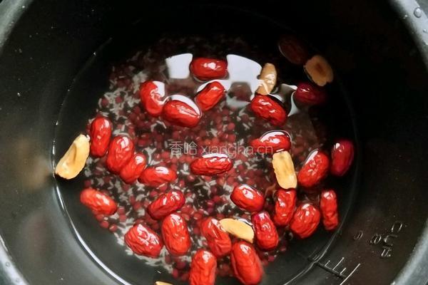 美容补血粥的做法图解4