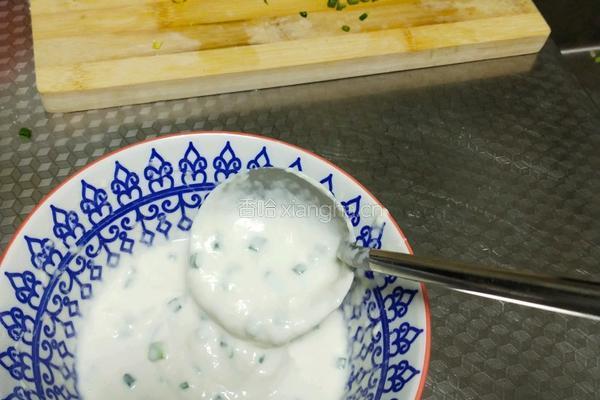 自制葱油饼的做法图解2