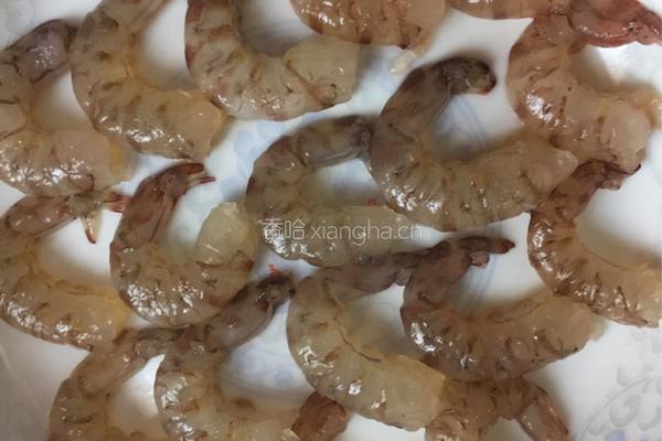 番茄斑节虾仁焗饭的做法图解2