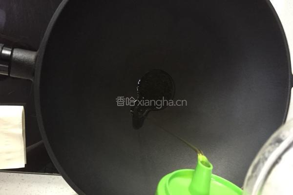 丝瓜炒榨菜的做法图解3