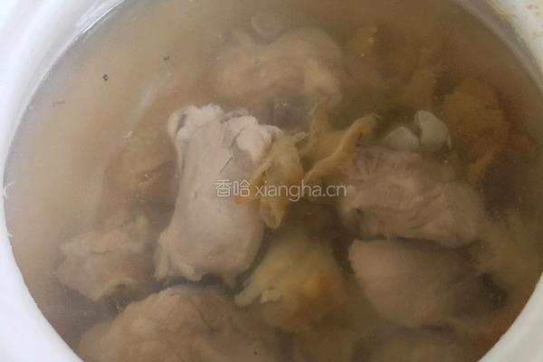 鱼翅鸡汤的做法图解4