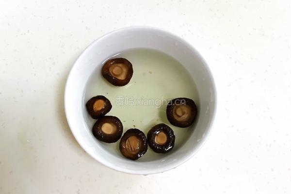 虫草花蒸鸡腿的做法图解2