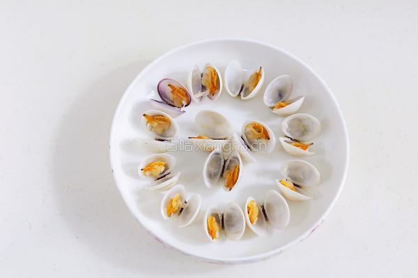 蛤蜊蒸蛋的做法图解2